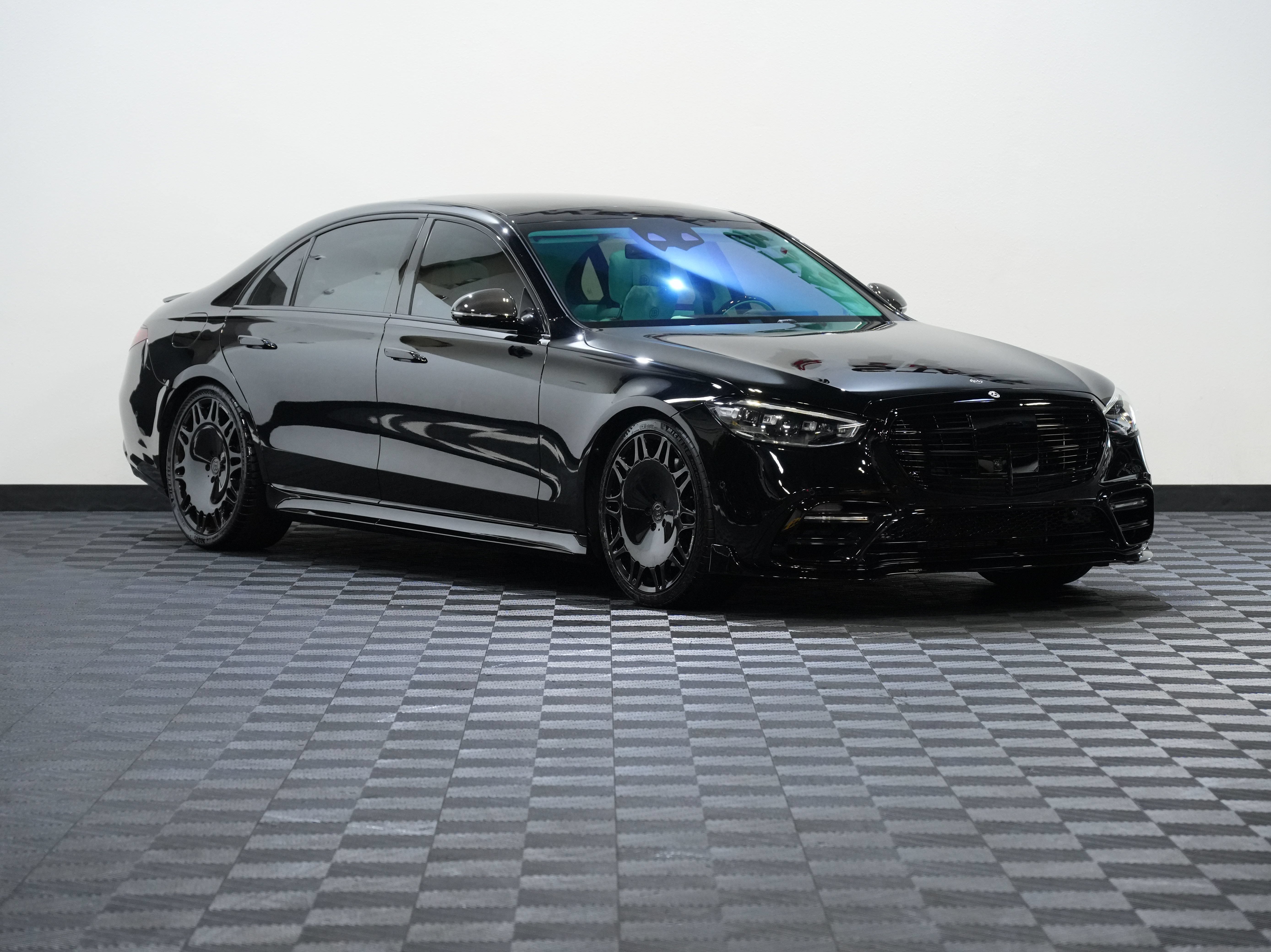 Used 2024 Mercedes-Benz S 580 4MATIC Sedan image 5