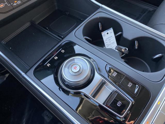 New 2026 Kia Carnival EX image 24