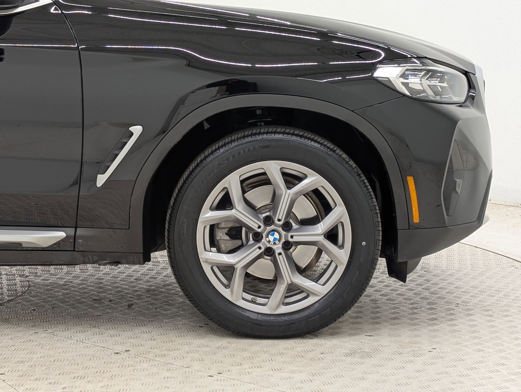 Certified 2023 BMW X3 xDrive30i w/ Premium Package image 12