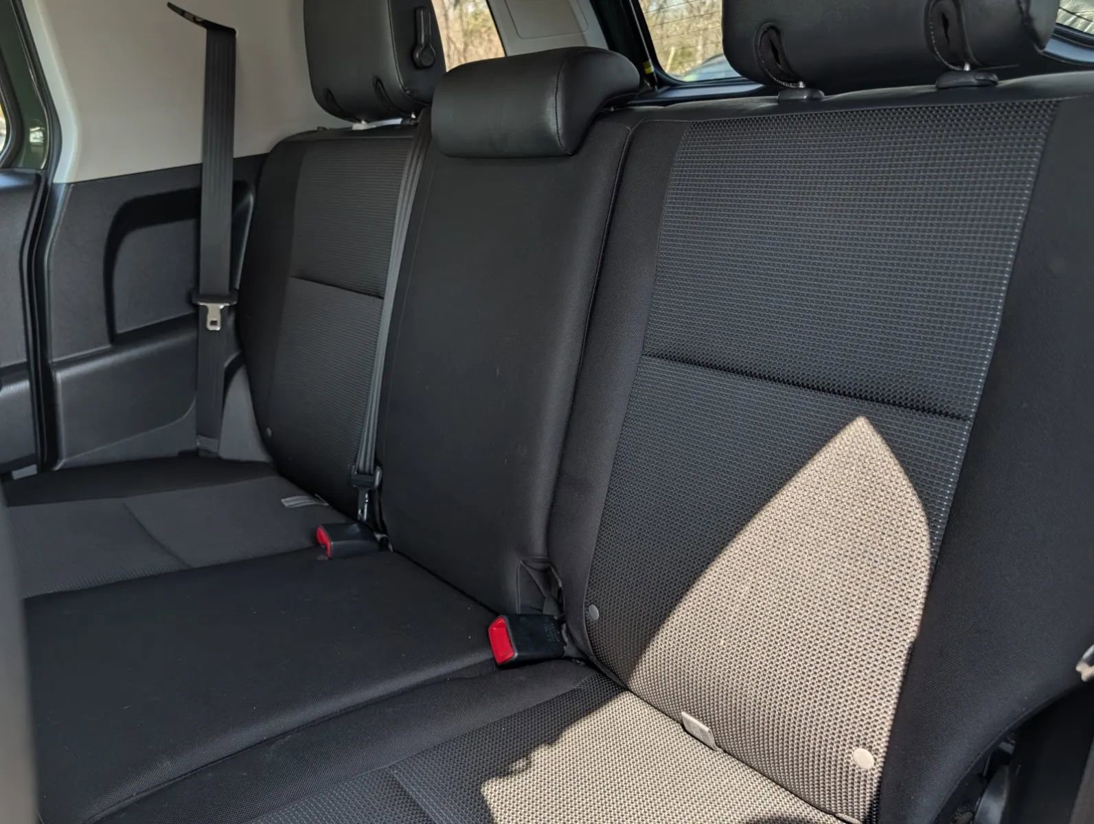 Used 2014 Toyota FJ Cruiser 2WD w/ Convenience Package image 9