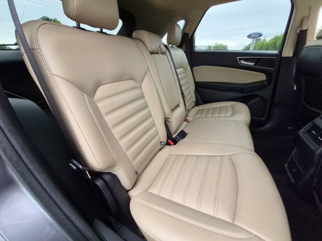 Used 2022 Ford Edge SEL AWD/4WD image 35