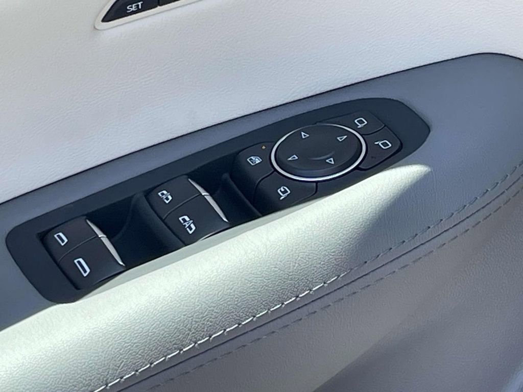 New 2025 Cadillac XT5 Premium Luxury w/ Technology Package image 17