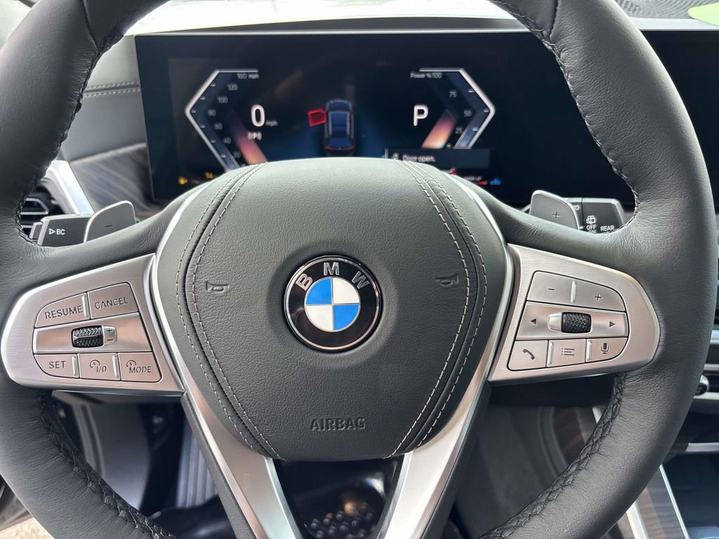 New 2026 BMW X7 xDrive40i w/ Premium Package image 11
