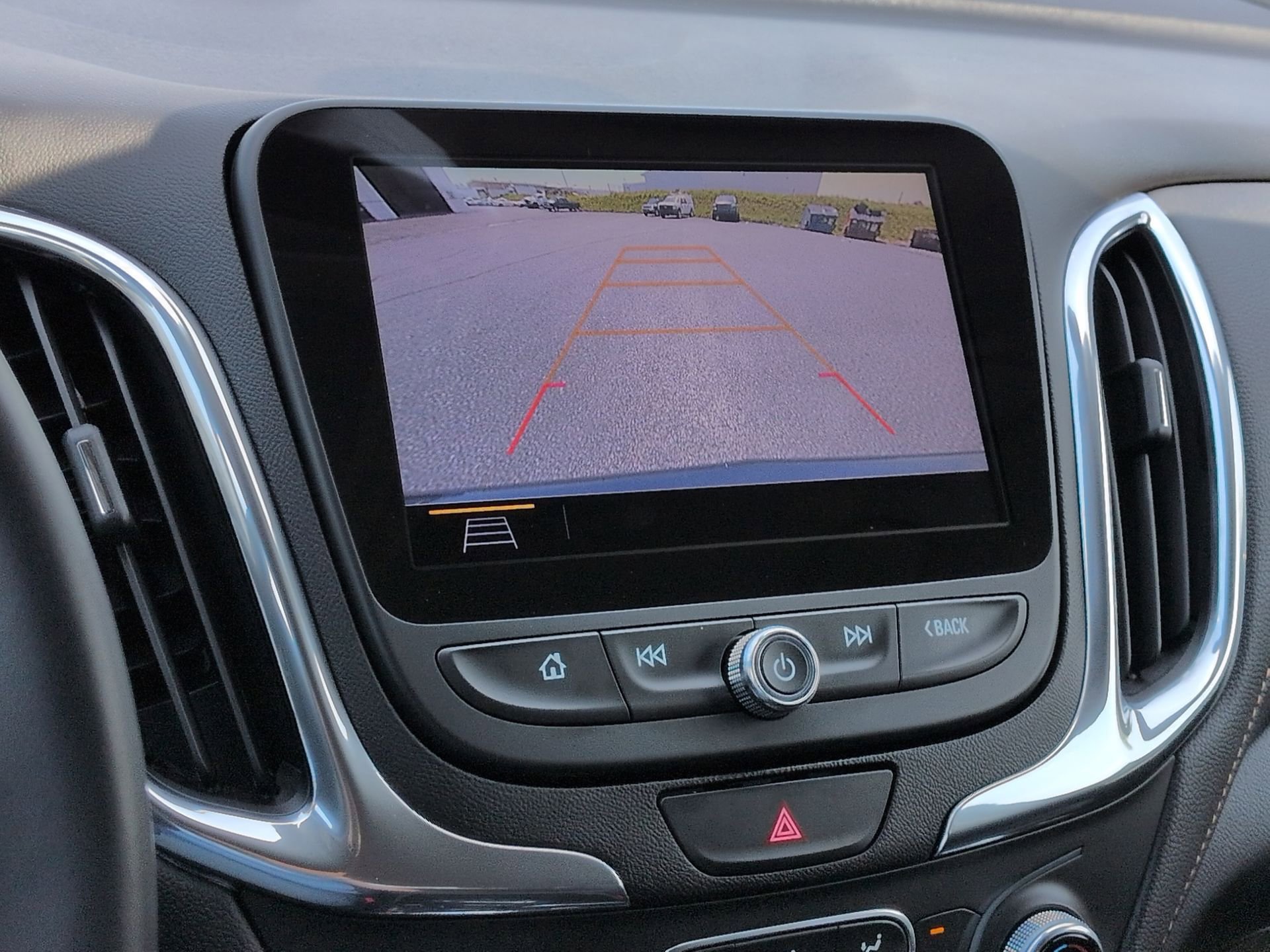 Certified 2020 Chevrolet Equinox Premier w/ Premier Redline Edition AWD/4WD image 15