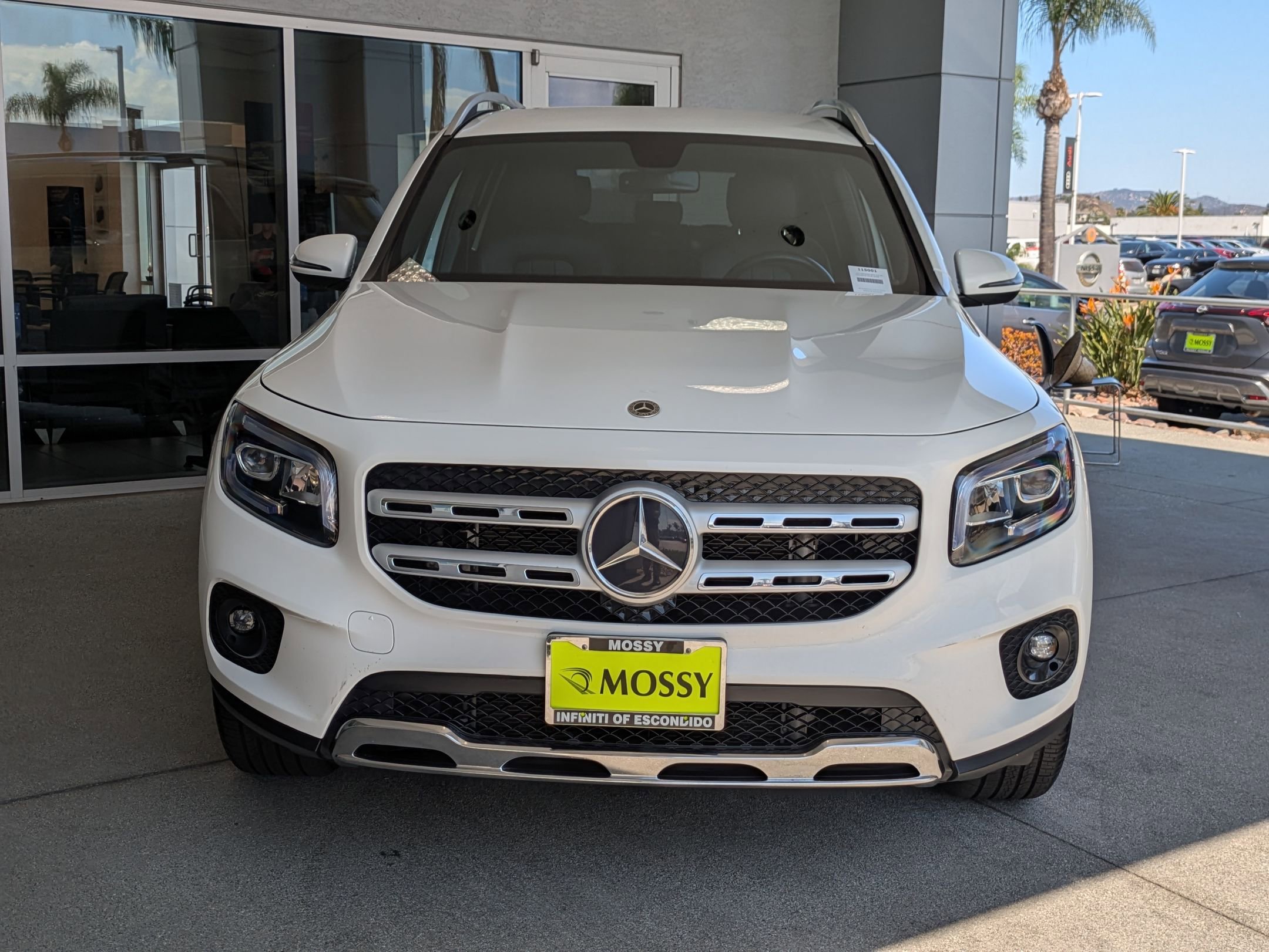 Used 2023 Mercedes-Benz GLB 250 image 3