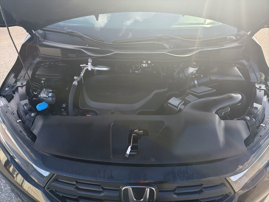 Used 2025 Honda Odyssey Sport-L image 12