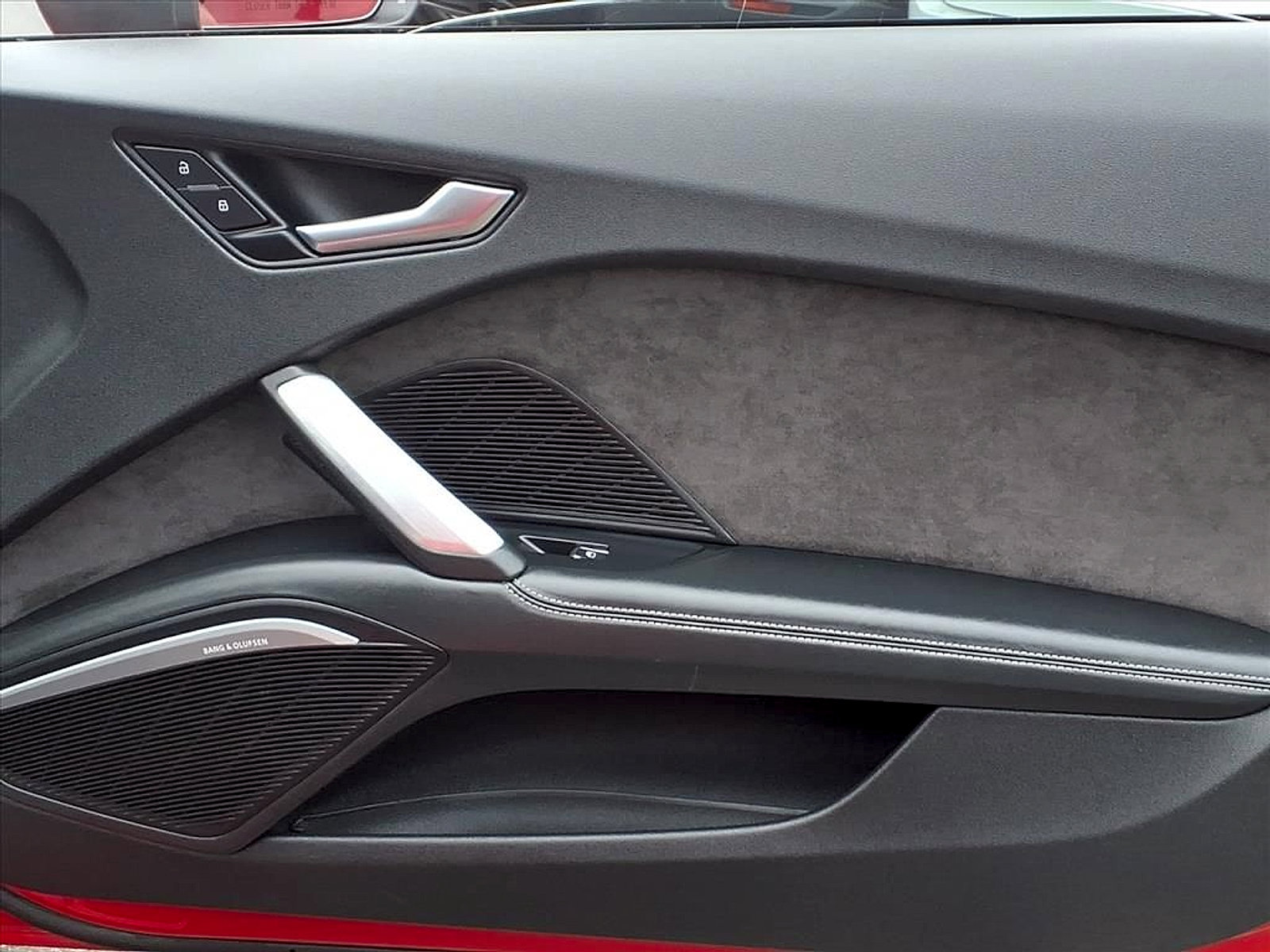 Used 2019 Audi TT 2.0T w/ Technology Package image 13