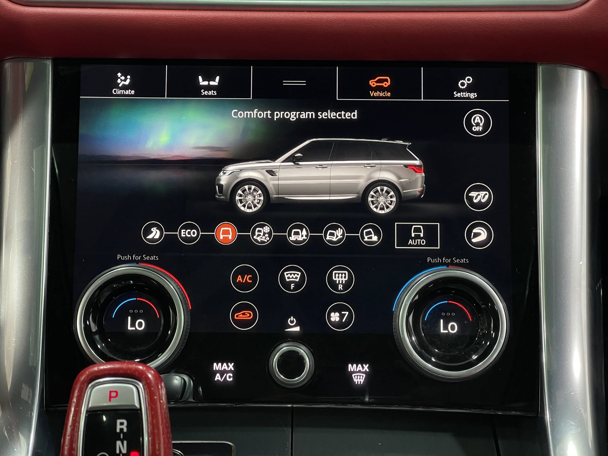 Used 2020 Land Rover Range Rover Sport SVR AWD/4WD image 25