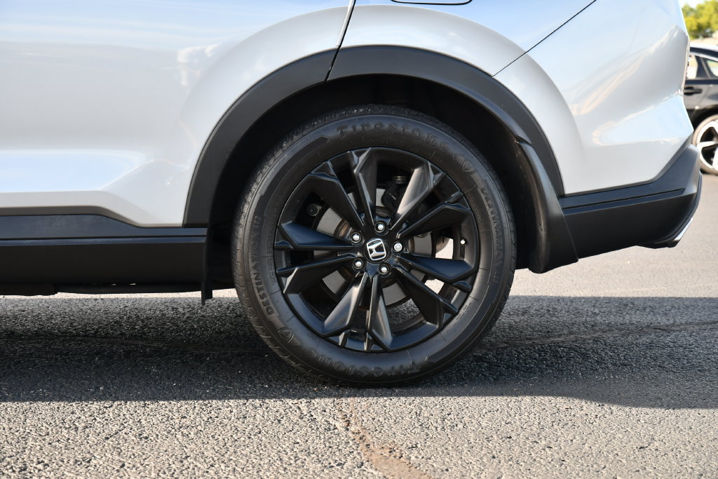 Used 2024 Honda CR-V Sport Touring image 11