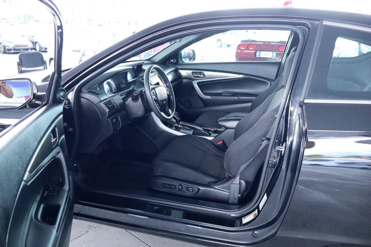 Used 2016 Honda Accord EX image 14