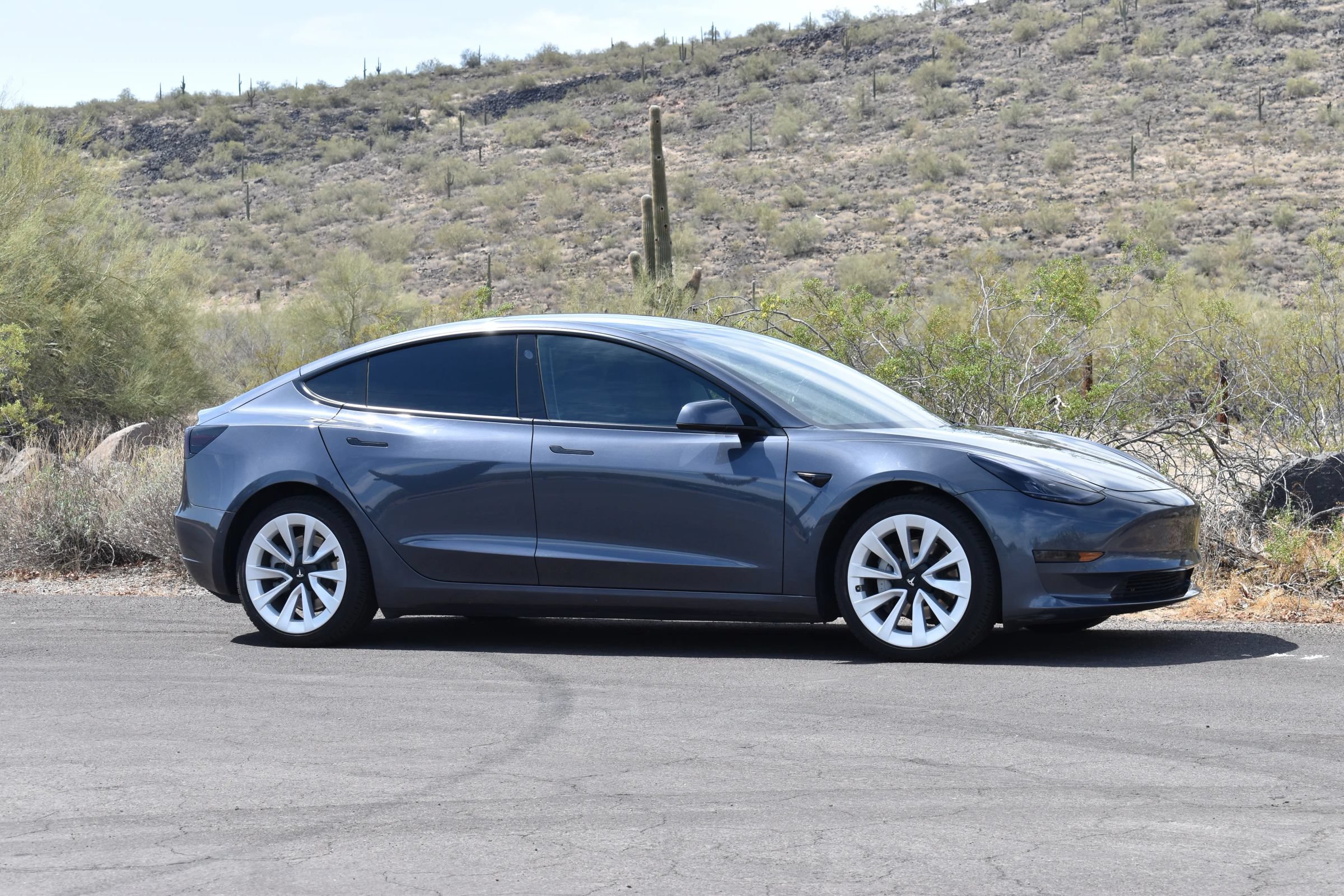 Used 2023 Tesla Model 3 Standard Range RWD image 3