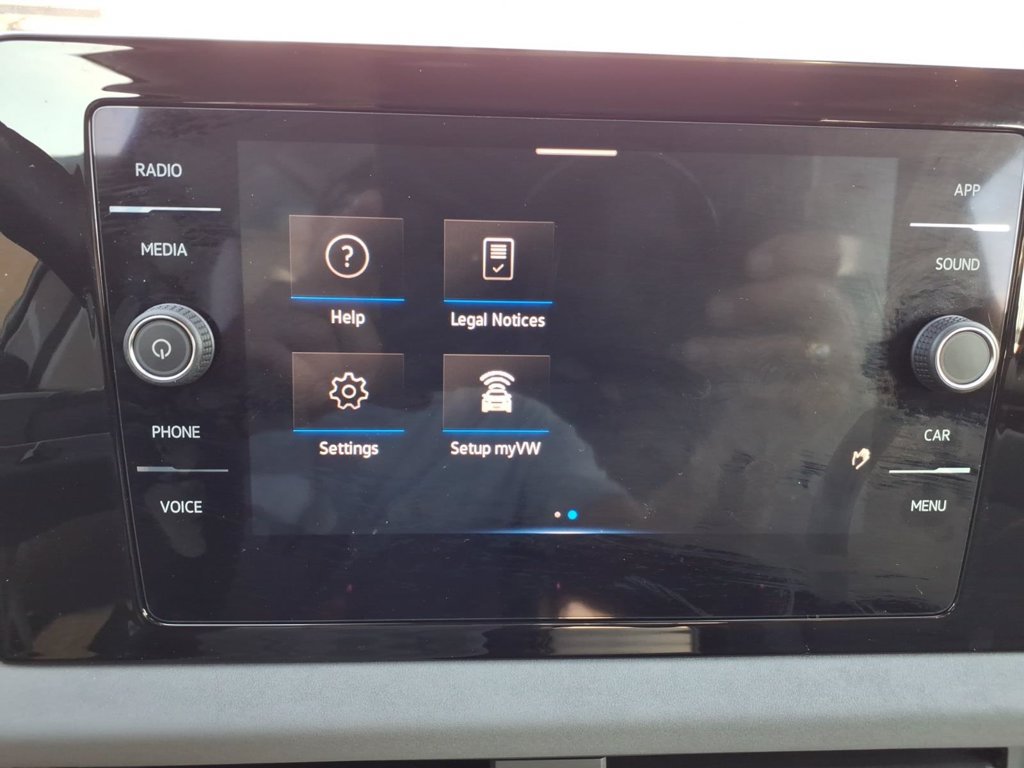 Used 2025 Volkswagen Jetta SE w/ Sunroof Package FWD image 27
