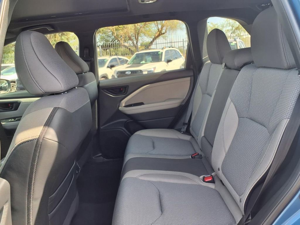 Certified 2025 Subaru Forester Premium AWD/4WD image 22