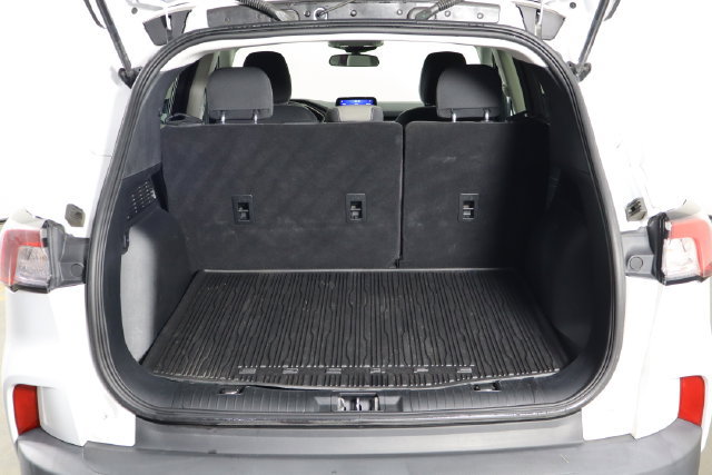 Used 2021 Ford Escape SE FWD image 16