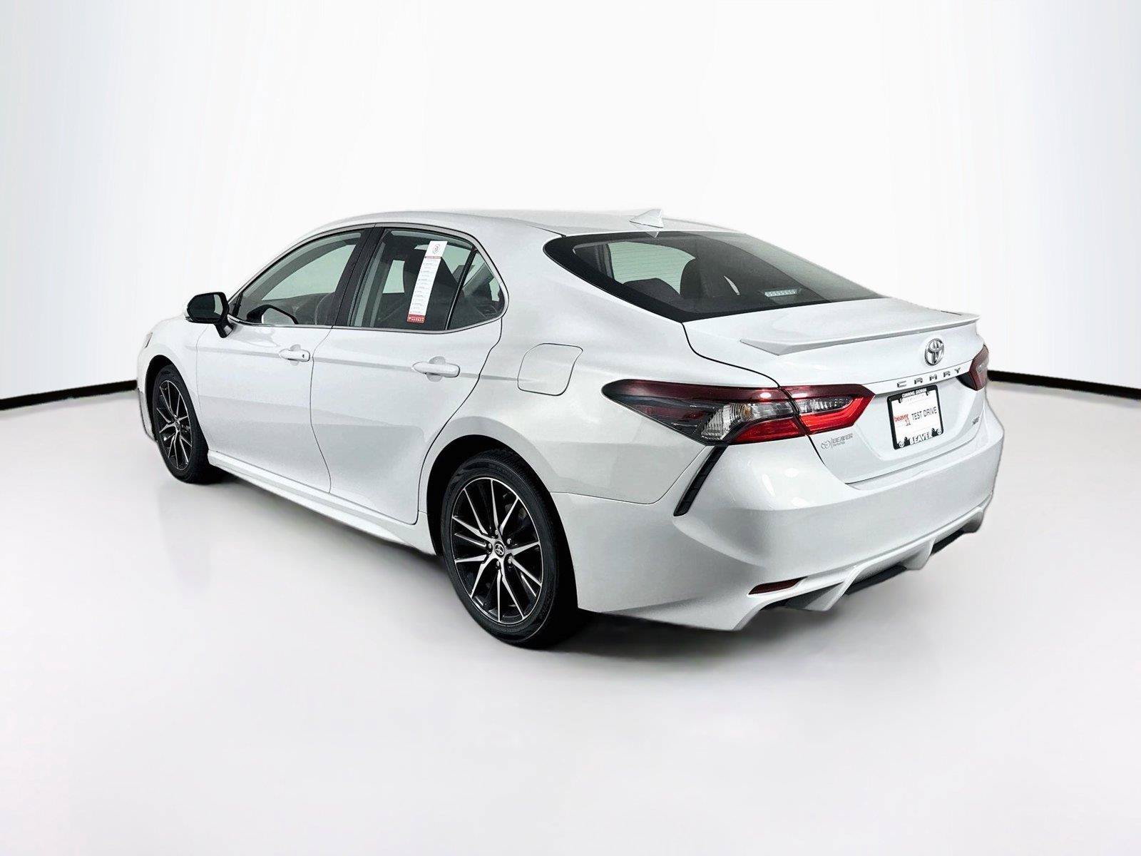 Certified 2024 Toyota Camry SE FWD image 11
