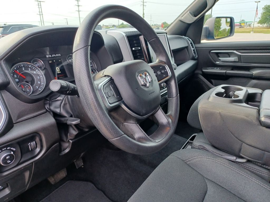 Used 2025 RAM 1500 Big Horn AWD/4WD image 10