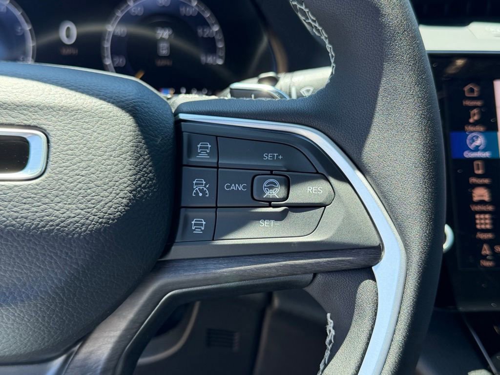 New 2026 Jeep Grand Cherokee L 4WD image 18