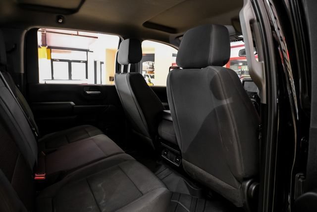 Used 2022 Chevrolet Silverado 2500 Custom w/ Gooseneck/5TH Wheel Package AWD/4WD image 38
