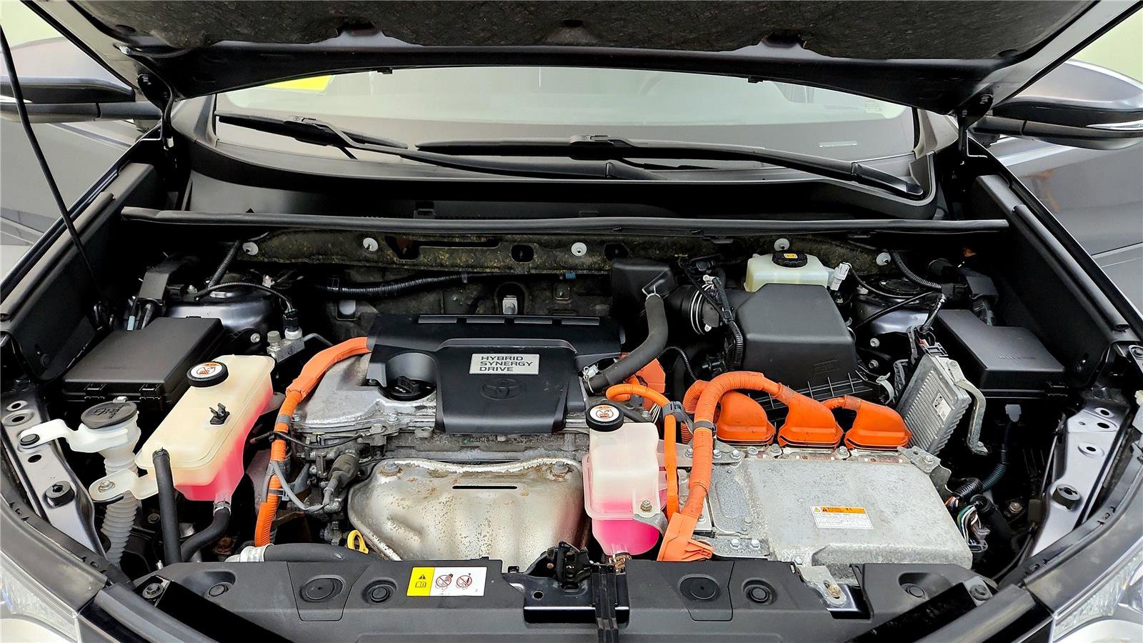 Certified 2018 Toyota RAV4 XLE w/ Carpet Mat Package image 15