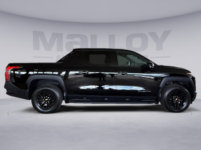 Used 2026 Chevrolet Silverado EV LT AWD/4WD image 6