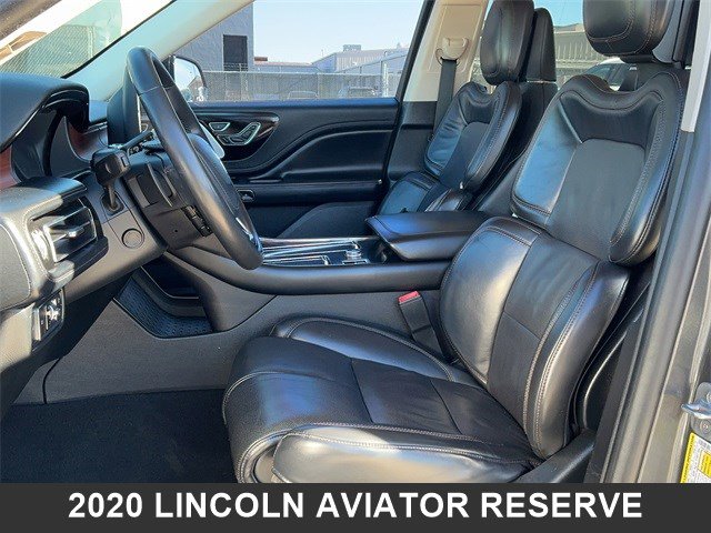 Used 2020 Lincoln Aviator Reserve w/ Equipment Group 201A image 13