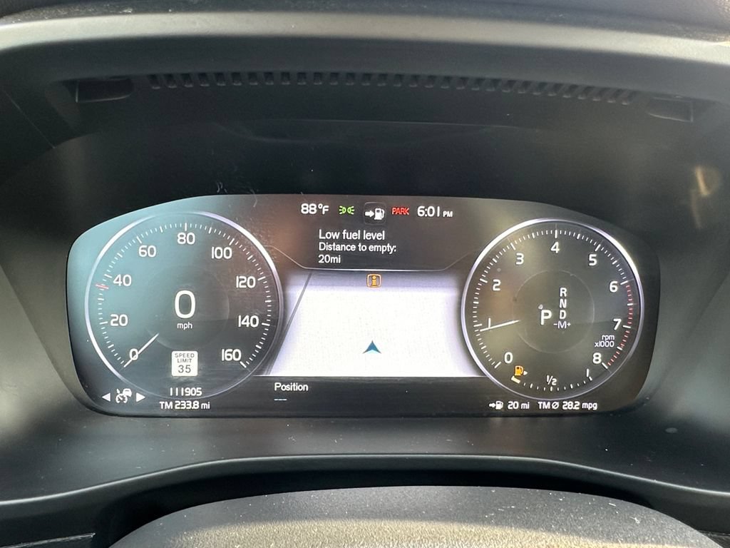 Used 2021 Volvo XC40 T5 Momentum w/ Premium Package AWD/4WD image 19