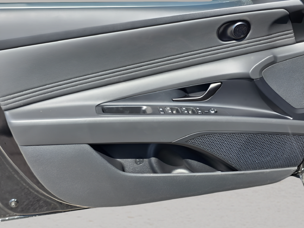 New 2026 Hyundai Elantra SEL Sport Premium FWD image 12
