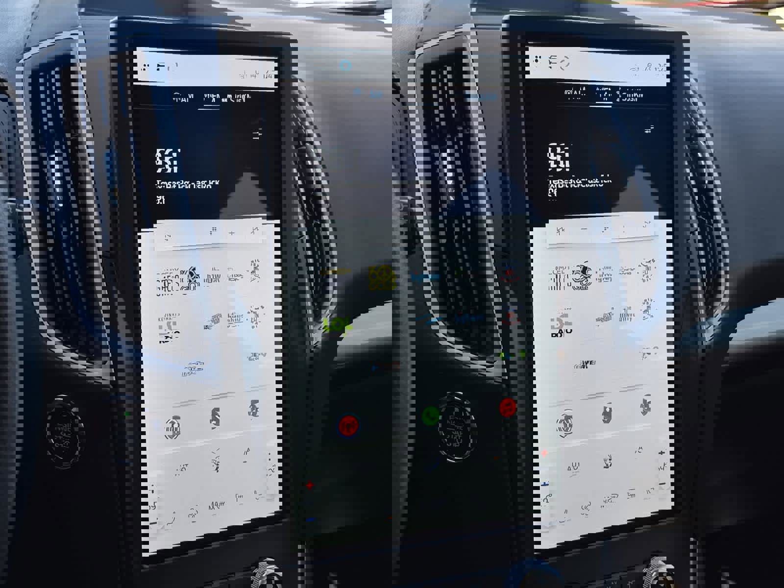 Used 2024 Ford Edge SEL w/ Convenience Package image 25