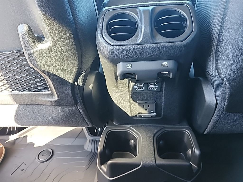 New 2026 Jeep Wrangler Unlimited Rubicon AWD/4WD image 18