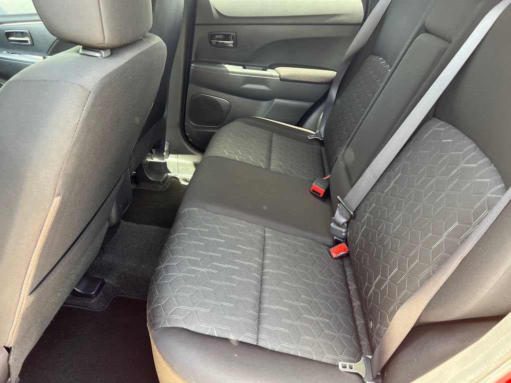 Used 2024 Mitsubishi Outlander Sport ES AWD/4WD image 15