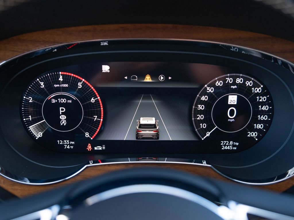 Used 2024 Bentley Bentayga image 7