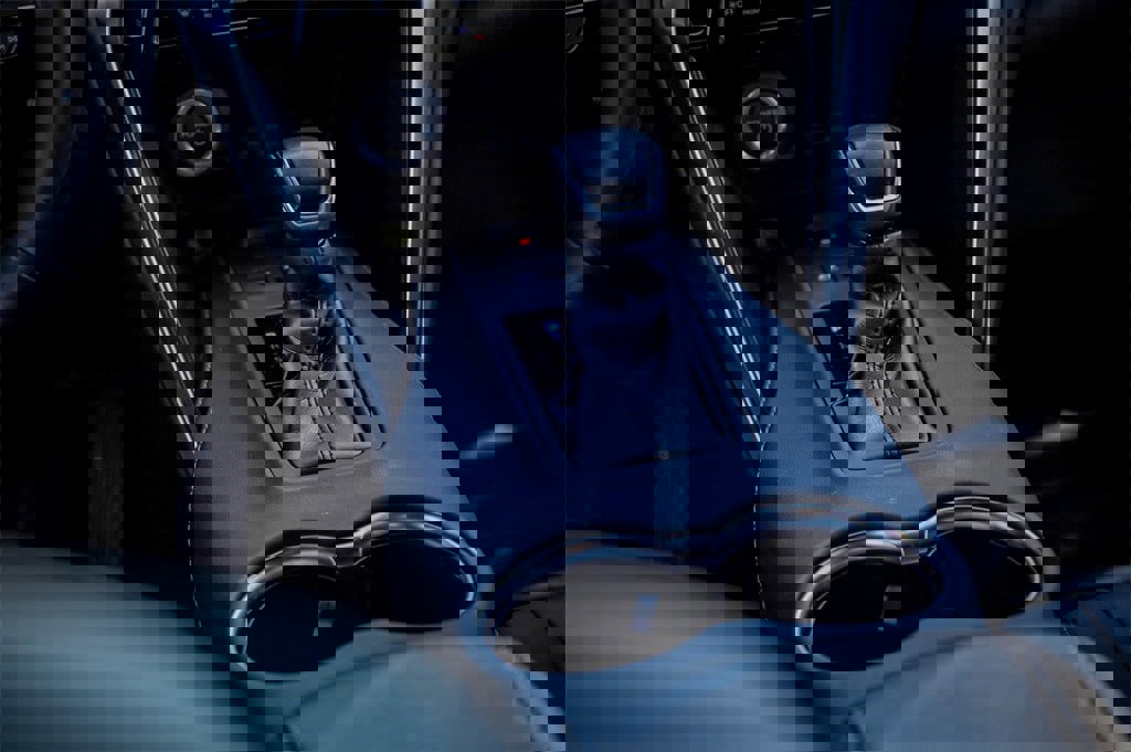 Used 2024 Toyota Venza LE image 23