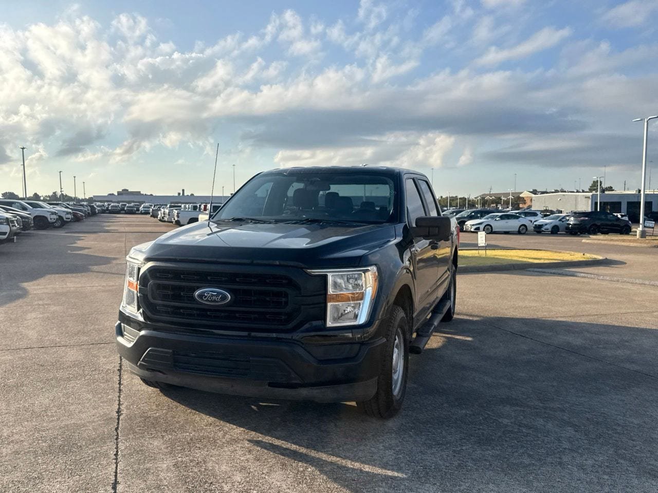Used 2021 Ford F150 XL AWD/4WD image 8