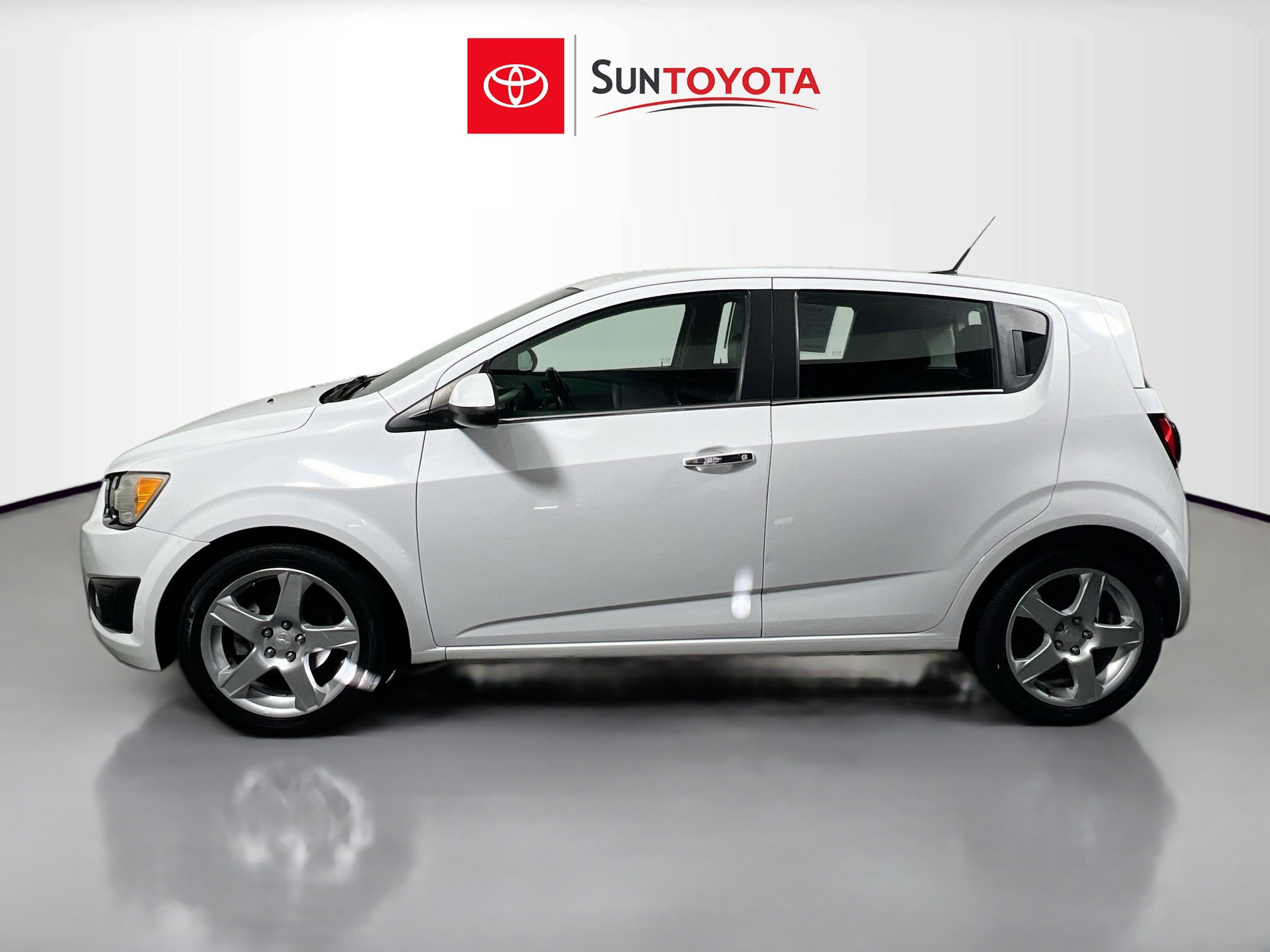 Used 2014 Chevrolet Sonic LTZ image 7