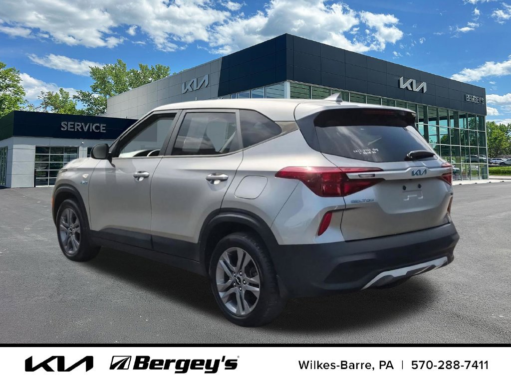 Certified 2023 Kia Seltos LX AWD/4WD image 8