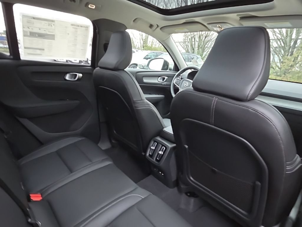 New 2026 Volvo XC40 B5 Plus w/ Protection Package Premier AWD/4WD image 8