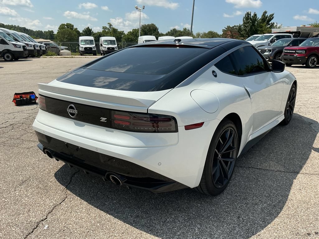 Used 2024 Nissan Z Performance w/ Floor Mat Package RWD image 4