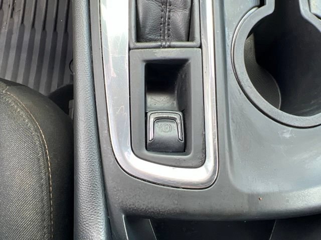 Used 2018 Chevrolet Equinox LT w/ Sun & Infotainment Package FWD image 23