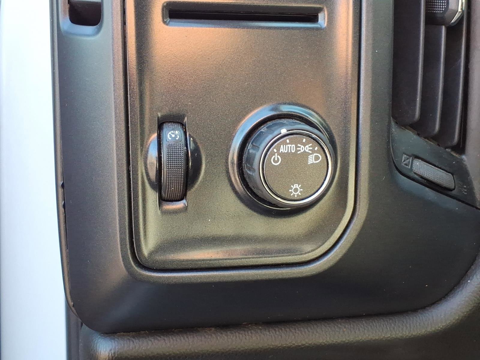 Used 2018 Chevrolet Silverado 1500 LS image 8