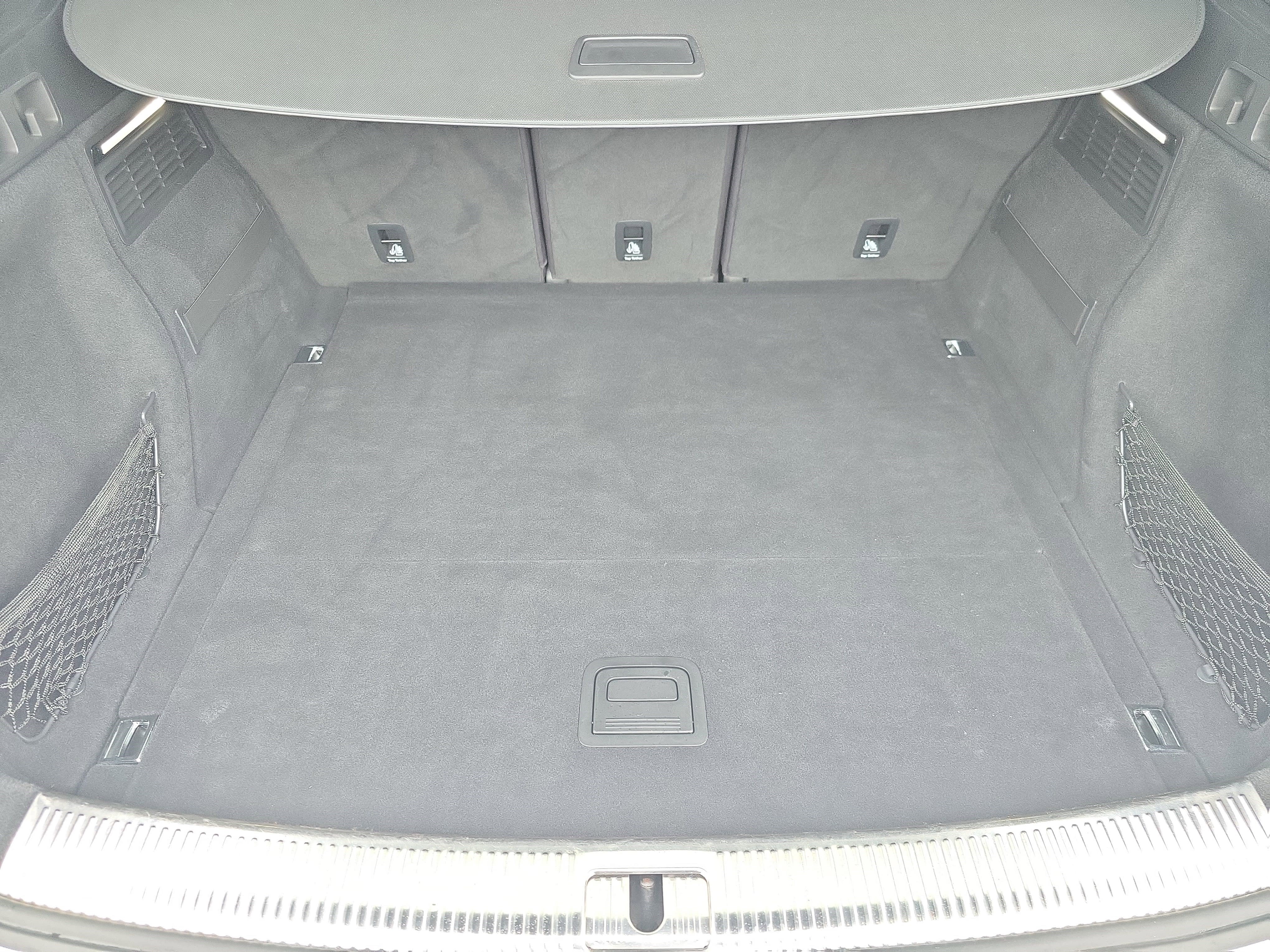 Used 2018 Audi SQ5 Premium Plus image 12