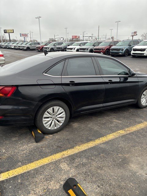 Used 2019 Volkswagen Jetta image 14