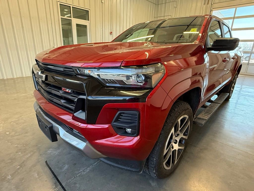 Used 2024 Chevrolet Colorado Z71 w/ Z71 Convenience Package 2 image 10