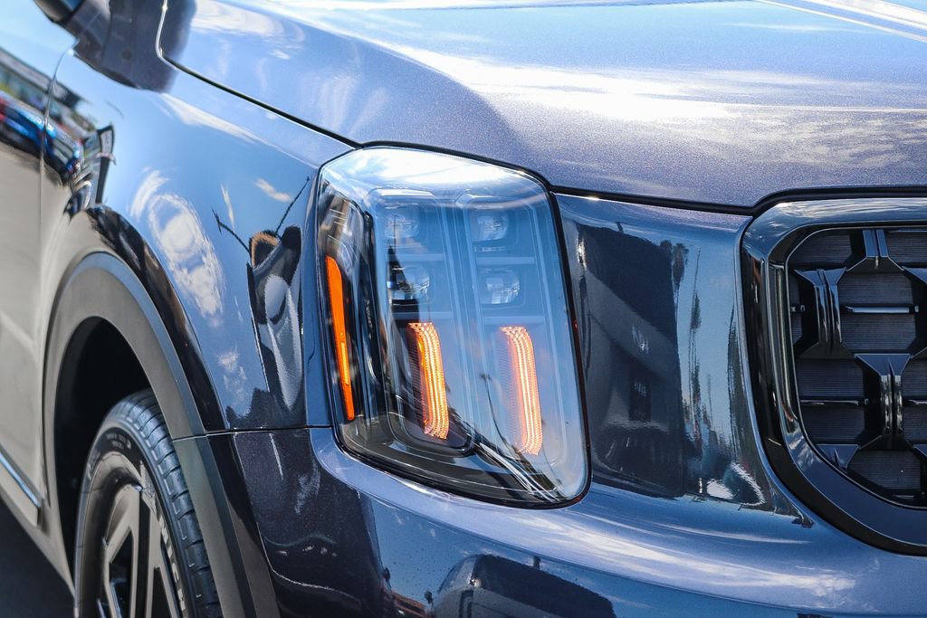 Certified 2025 Kia Telluride SX Prestige X-Line AWD/4WD image 7
