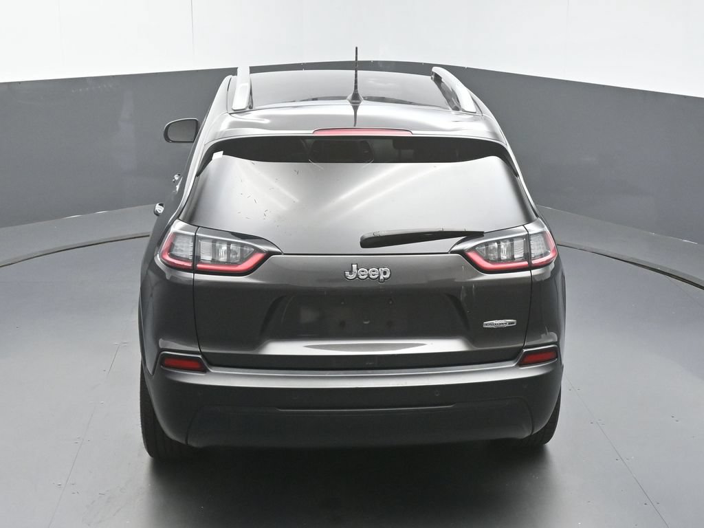 Used 2019 Jeep Cherokee Latitude Plus w/ Comfort/Convenience Group FWD image 43