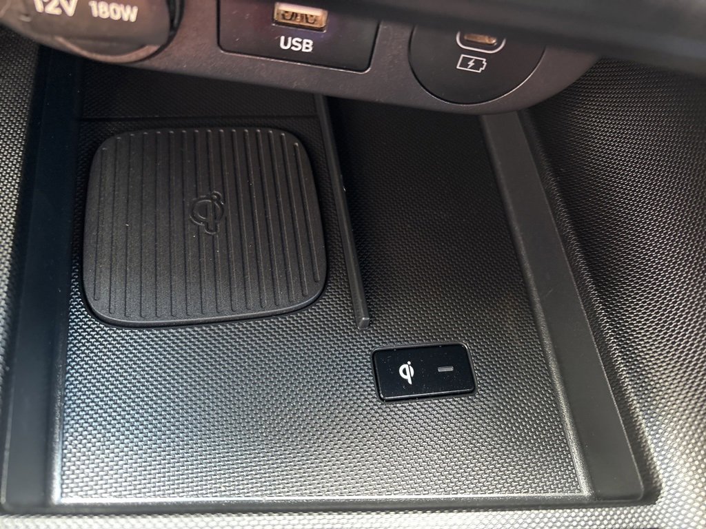 Used 2025 Hyundai Elantra Sport image 14