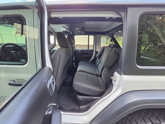 Used 2024 Jeep Wrangler Unlimited AWD/4WD image 26