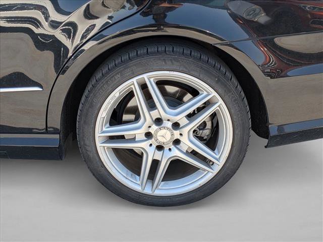 Used 2013 Mercedes-Benz E 550 4MATIC Sedan image 17