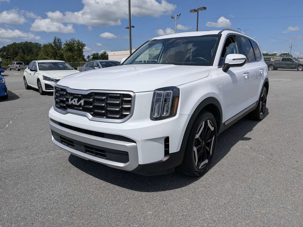 Used 2025 Kia Telluride S AWD/4WD image 8