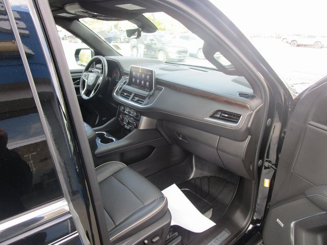 Used 2021 Chevrolet Tahoe Premier w/ Premium Package image 33