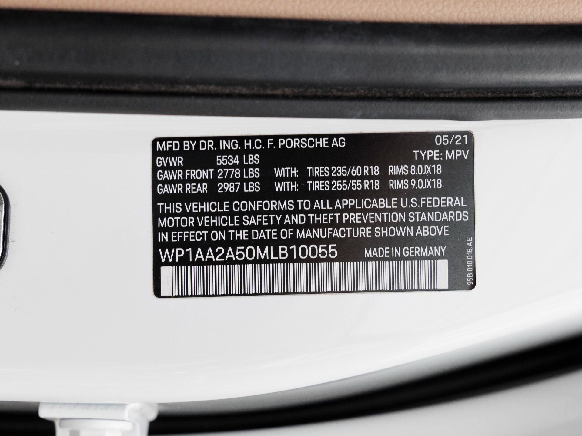 Used 2021 Porsche Macan image 33